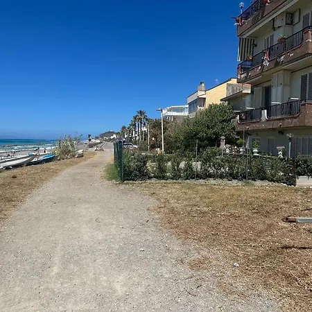 La Casa Sul Mare Apartment Capo d'Orlando Exterior photo